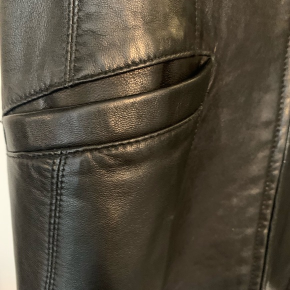 Danier Black Leather Mock-Neck Jacket - Picture 6 of 8